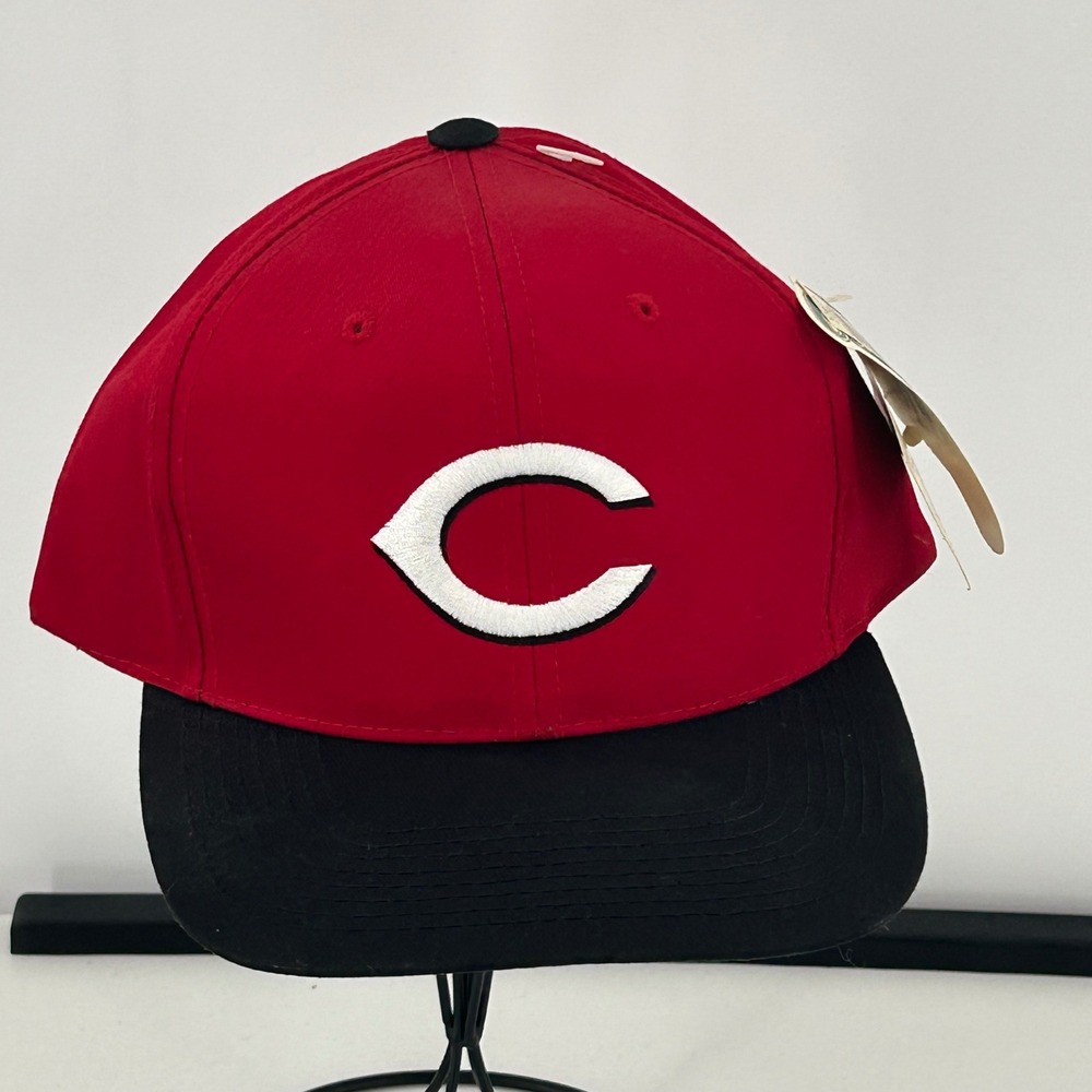 Cincinnati Reds‎ Hat Vintage MLB Snapback Cap Red Black Outdoor Cap Company NWT
